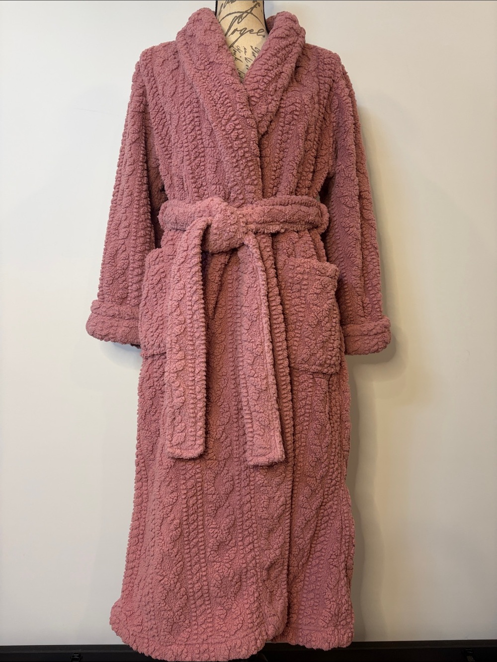 Room Service belted robe plush fleece cable texture patch pockets mauve S